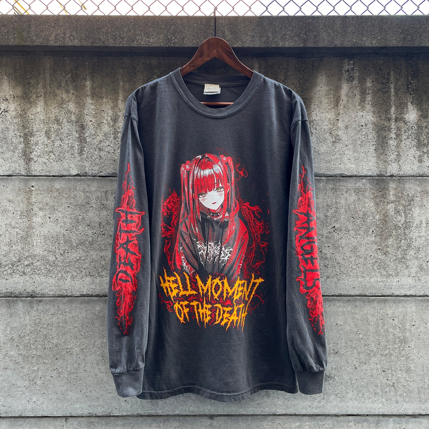 HELL FLAME GIRL LS vintage-like tee